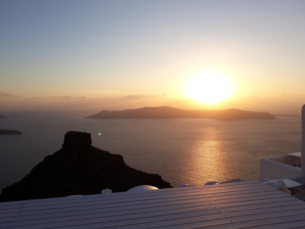 The Athenian House – Imerovigli,&nbsp;Greece